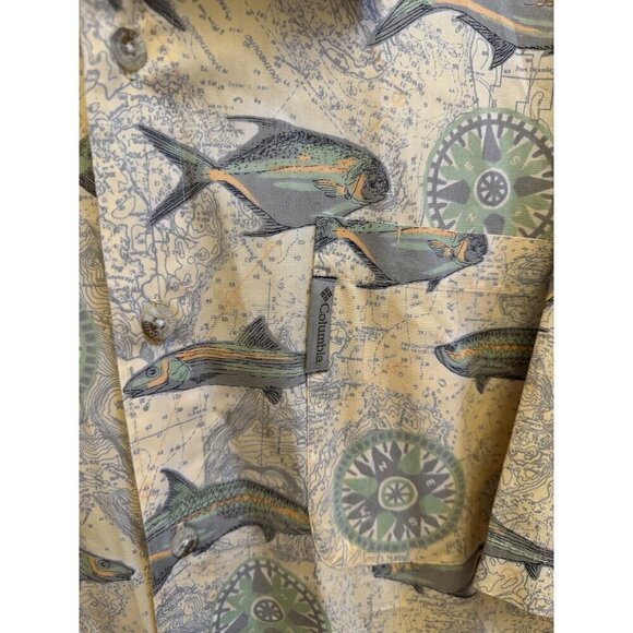 Columbia Fishing Print Shirt Button Up Short Sleeve Outdoor Camp Shirt sz L - Picture 4 of 8